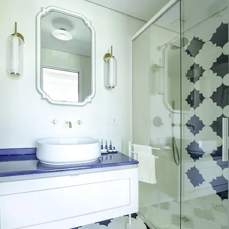 Lussi Capri 5* أناكابْري